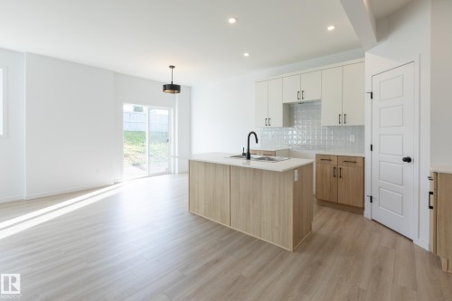 93 Silverstone Drive, Stony Plain, AB 