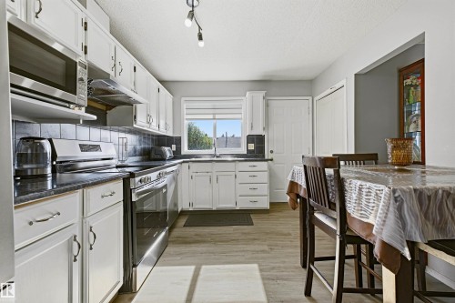 3519 33 Avenue Nw, Edmonton, AB 