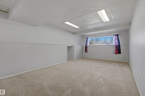 3519 33 Avenue Nw, Edmonton, AB 