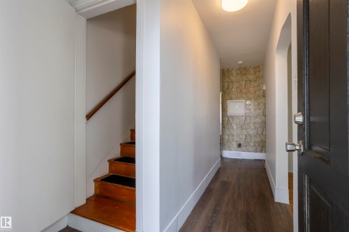 13716 115 Avenue Nw, Edmonton, AB 