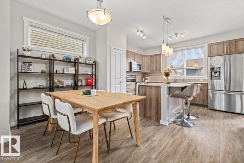 2675 Maple Way Nw, Edmonton, AB 
