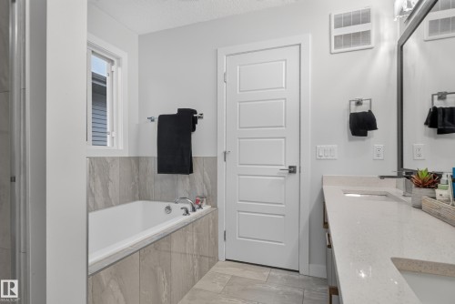103 Edgefield Way, St. Albert, AB 