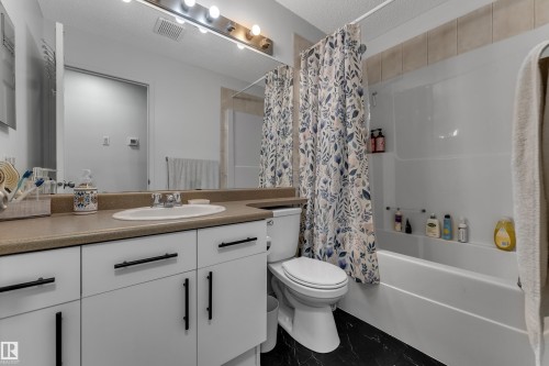 1233 Ormsby Lane Nw, Edmonton, AB 