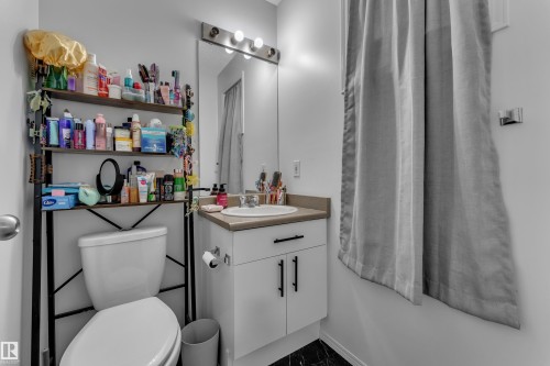 1233 Ormsby Lane Nw, Edmonton, AB 