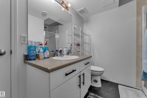 1233 Ormsby Lane Nw, Edmonton, AB 