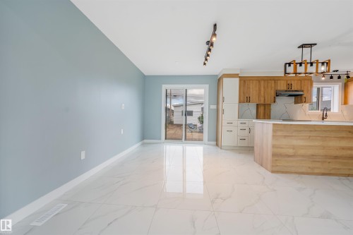 13423 112 Street Nw, Edmonton, AB 