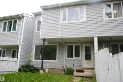 83 AMBERLY Court NW  Edmonton, AB T5A 2H9