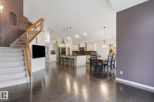 1209 Cunningham Drive Sw, Edmonton, AB 
