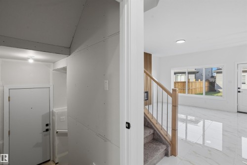 6230 45 Avenue, Beaumont, AB 