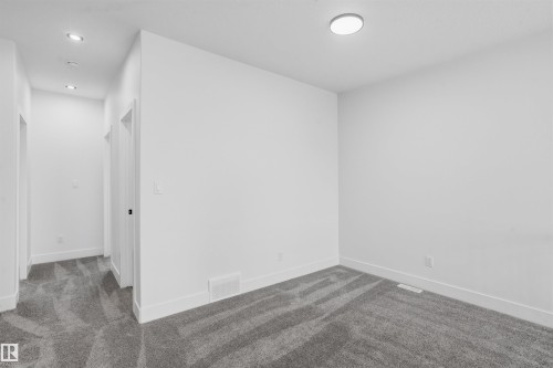 6230 45 Avenue, Beaumont, AB 