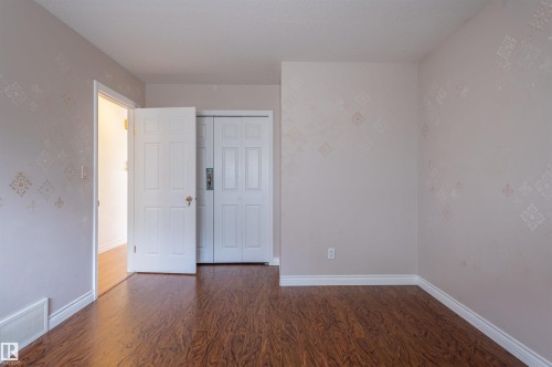 4909 57 Avenue, Stony Plain, AB 