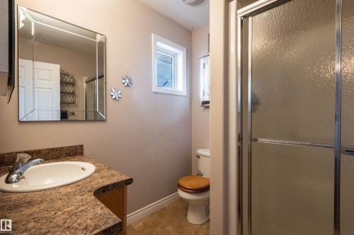 4909 57 Avenue, Stony Plain, AB 