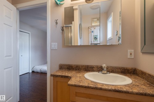 4909 57 Avenue, Stony Plain, AB 