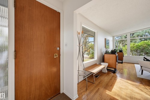 3 Riverside Crescent Nw, Edmonton, AB 