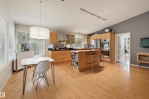 3 Riverside Crescent Nw, Edmonton, AB 