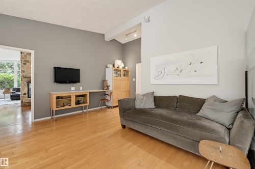3 Riverside Crescent Nw, Edmonton, AB 