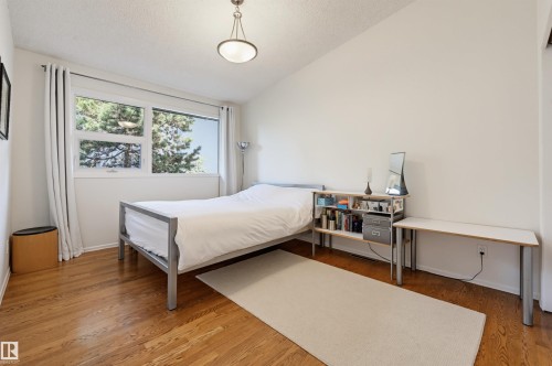 3 Riverside Crescent Nw, Edmonton, AB 