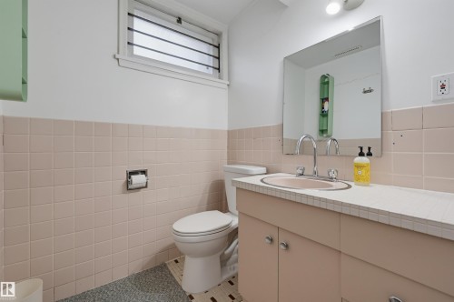 3 Riverside Crescent Nw, Edmonton, AB 