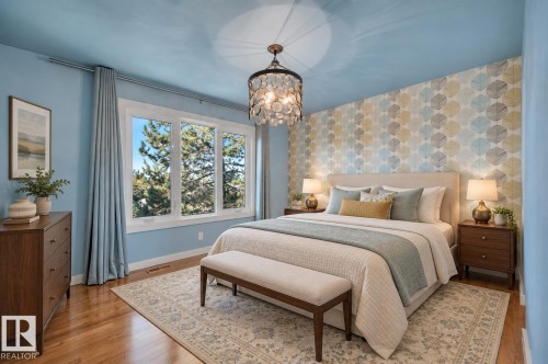 Includes large walk-in-closet and 5-pc ensuite. Virtually staged for inspiration. - 895 Lee Ridge Road Nw, Edmonton, AB 