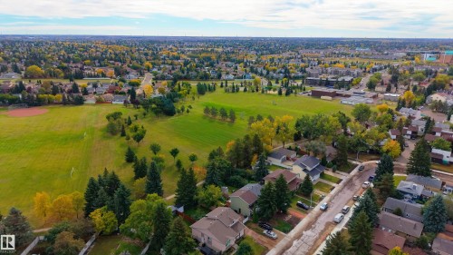 6007 37 Avenue Nw, Edmonton, AB 