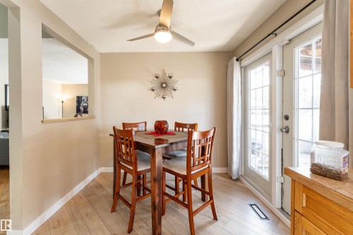 6007 37 Avenue Nw, Edmonton, AB 