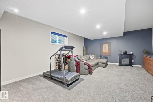 10413 145 Street Nw, Edmonton, AB 