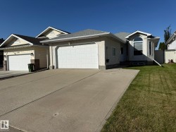 15812 133 Street NW  Edmonton, AB T6V 1E5