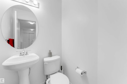 3908 166 Avenue Nw, Edmonton, AB 