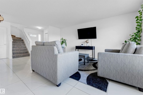 3908 166 Avenue Nw, Edmonton, AB 