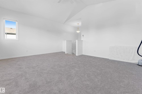 3908 166 Avenue Nw, Edmonton, AB 