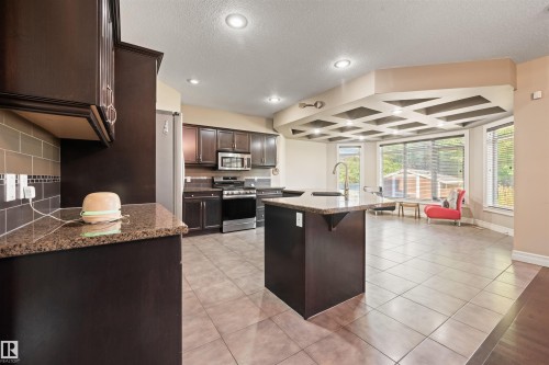 2422 Warry Place Sw, Edmonton, AB 