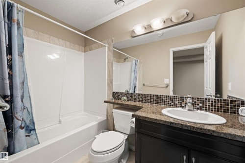 2422 Warry Place Sw, Edmonton, AB 
