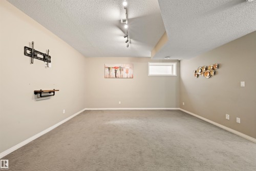 2422 Warry Place Sw, Edmonton, AB 