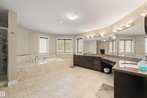 2422 Warry Place Sw, Edmonton, AB 