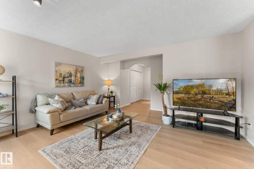 9806 179 Avenue Nw, Edmonton, AB 