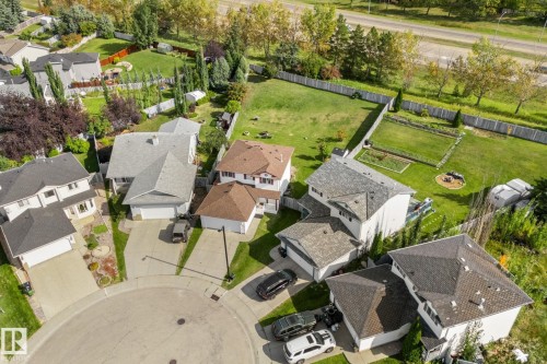 9806 179 Avenue Nw, Edmonton, AB 