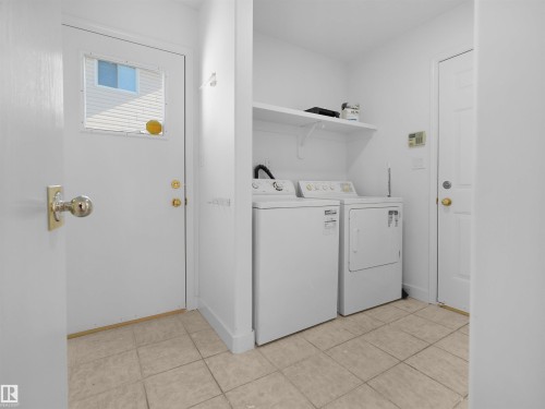 2908 44A Avenue Nw, Edmonton, AB 