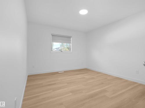 2908 44A Avenue Nw, Edmonton, AB 