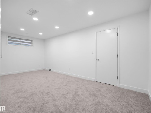 2908 44A Avenue Nw, Edmonton, AB 