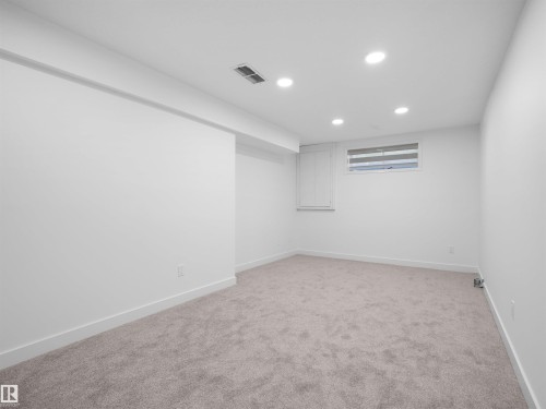 2908 44A Avenue Nw, Edmonton, AB 