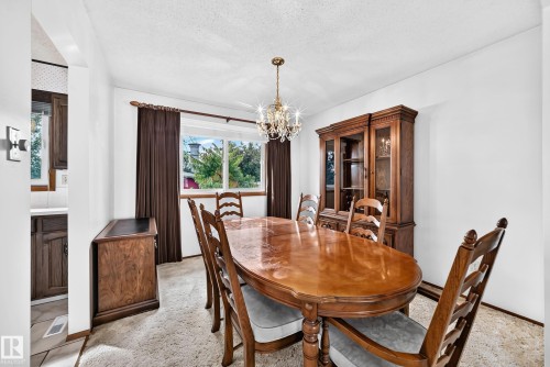7355 18 Avenue Nw, Edmonton, AB 