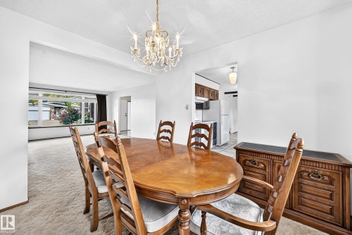 7355 18 Avenue Nw, Edmonton, AB 