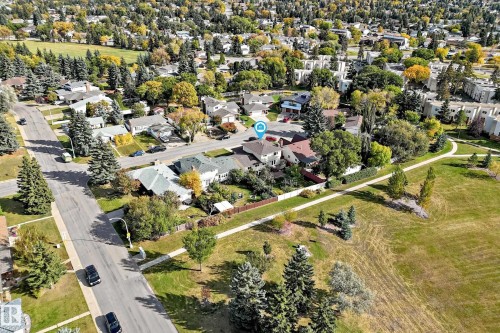 7355 18 Avenue Nw, Edmonton, AB 