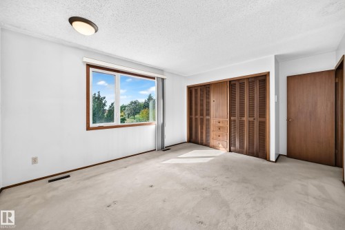 7355 18 Avenue Nw, Edmonton, AB 