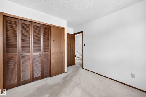 7355 18 Avenue Nw, Edmonton, AB 