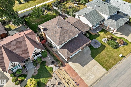 7355 18 Avenue Nw, Edmonton, AB 