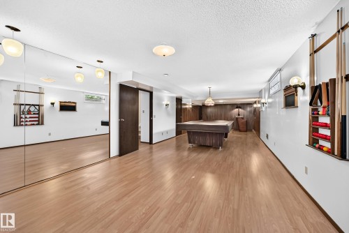7355 18 Avenue Nw, Edmonton, AB 