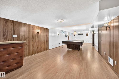 7355 18 Avenue Nw, Edmonton, AB 