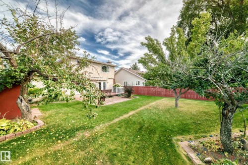 7355 18 Avenue Nw, Edmonton, AB 