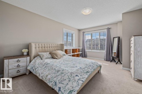 6906 23 Avenue Sw, Edmonton, AB 
